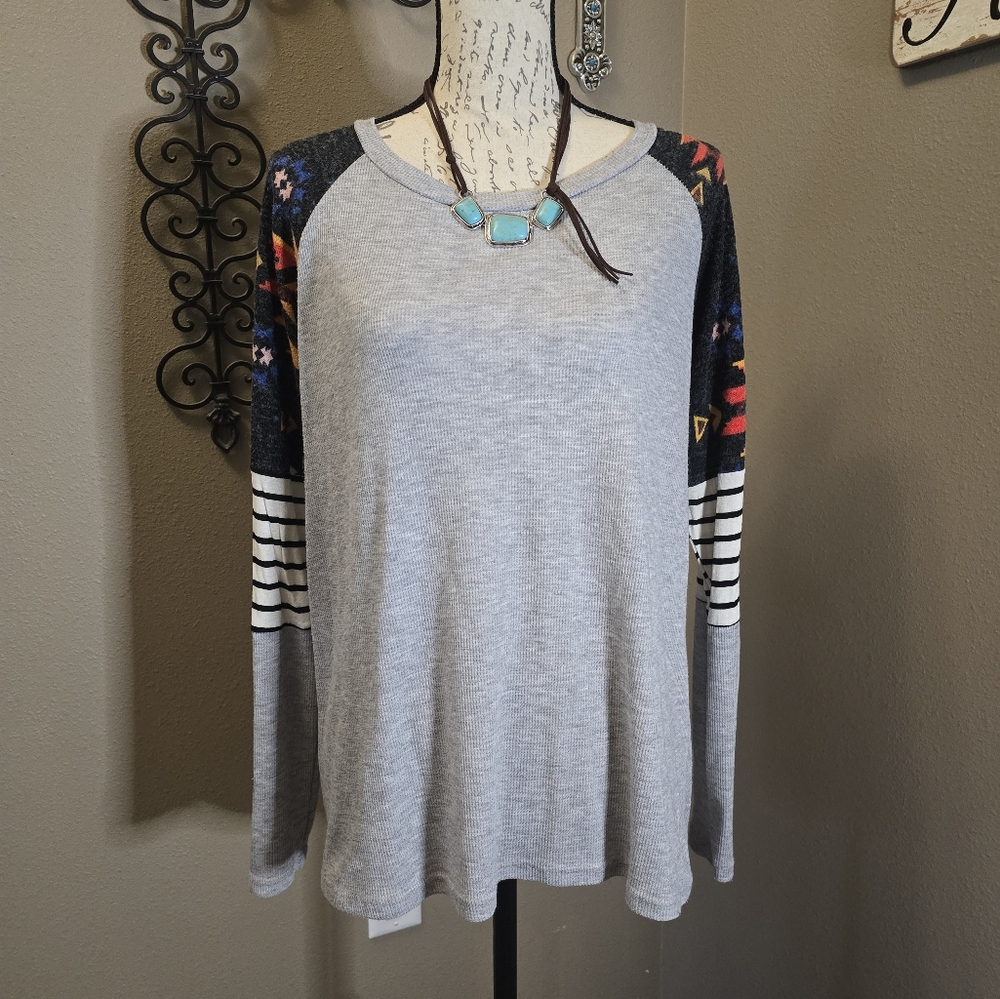 Gray Long Sleeve Western Top with Patterned Sleeves